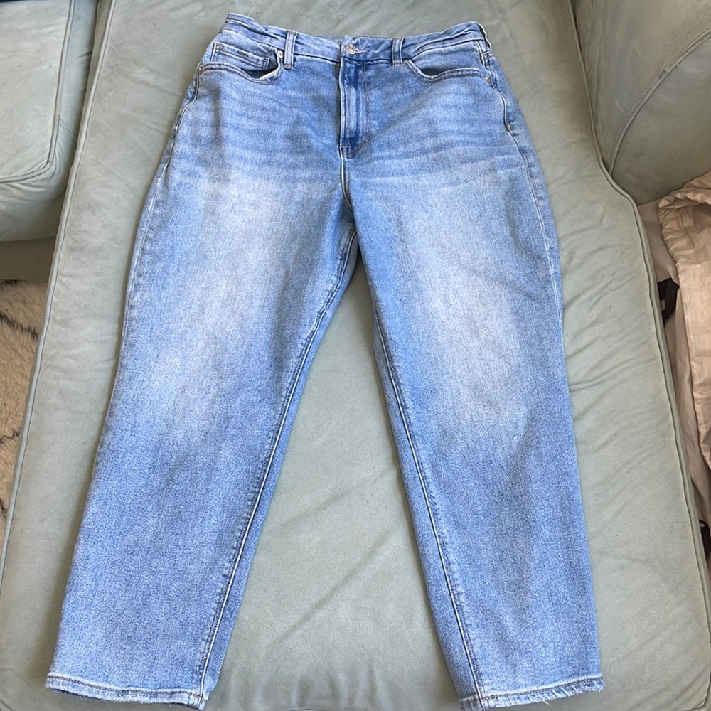 Curvy mom jeans